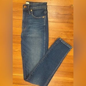 Madewell jeans. High quality denim, 10” high-rise skinny with stretch. NWOT